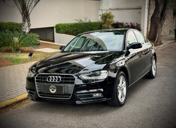 AUDI A4 1.8 TFSI ATTRACTION GASOLINA 4P MULTITRONIC AUDI A4 1.8 TFSI ATTRACTION GASOLINA 4P MULTITRONIC